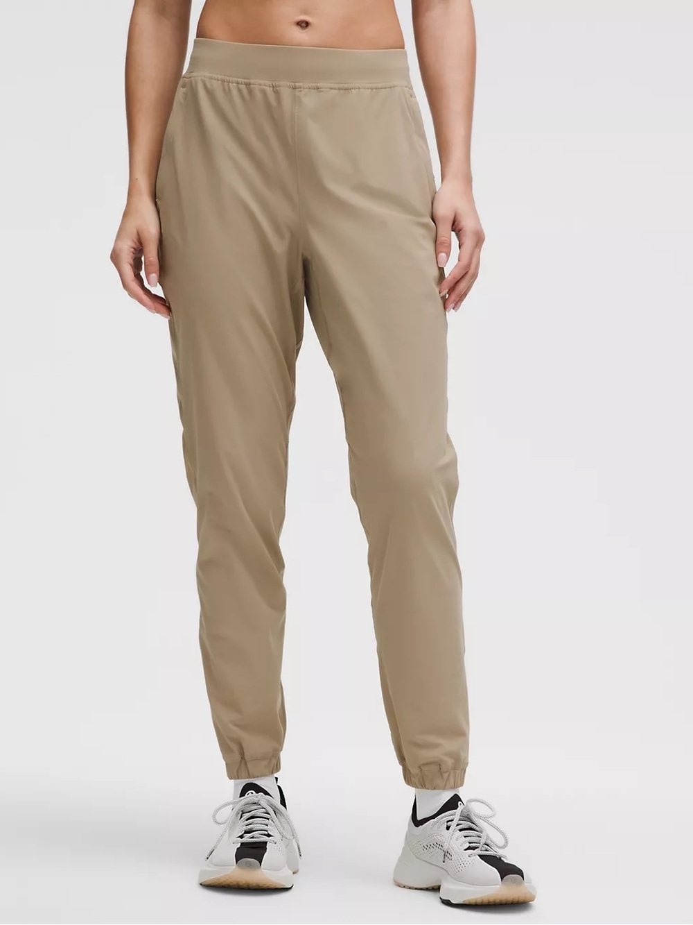 Lululemon Adapted State Jogger Regular Sheer Oak Size 6 High Rise 28 Inch